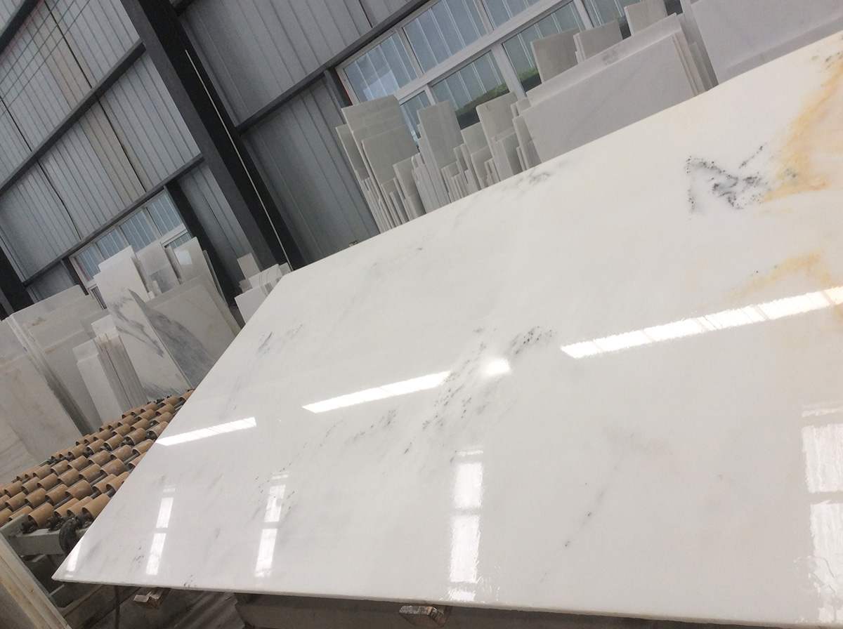 Royal White Marble Slabs for Countertops